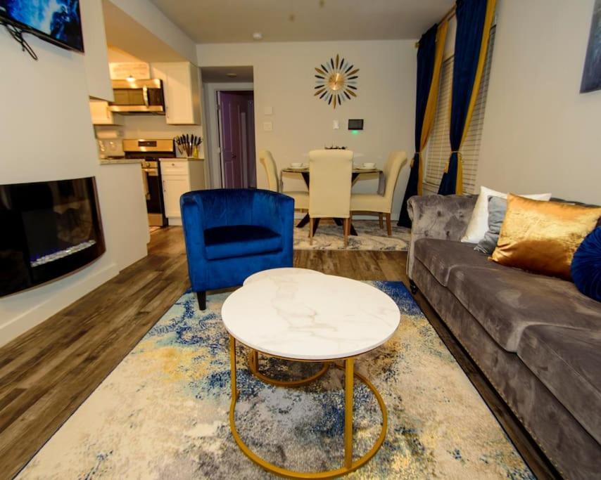 Apartment Gracefully Purposed Retreat, Cozy & Relaxing Stay!